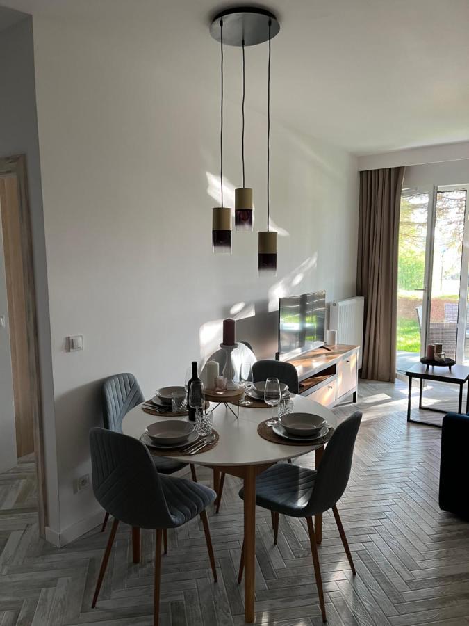 Apartament Pod Swierkiem Jastrzębia Góra Exteriör bild