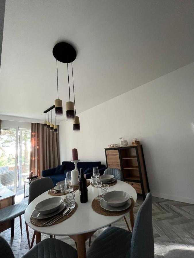 Apartament Pod Swierkiem Jastrzębia Góra Exteriör bild
